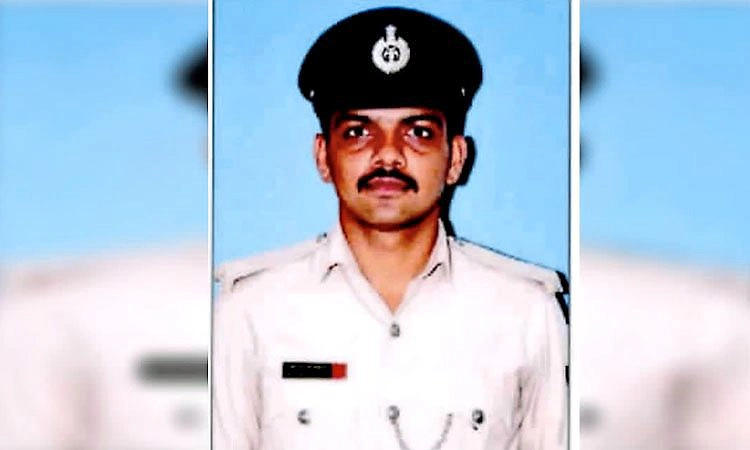 18 ದಿನದ ಹಿಂದೆ ಮದುವೆ ಆಗಿದ್ದ 26ರ ಕಾನ್ಸ್‌ಸ್ಟೇಬಲ್‌ ಹೃದಯಾಘಾತಕ್ಕೆ ಬಲಿ   