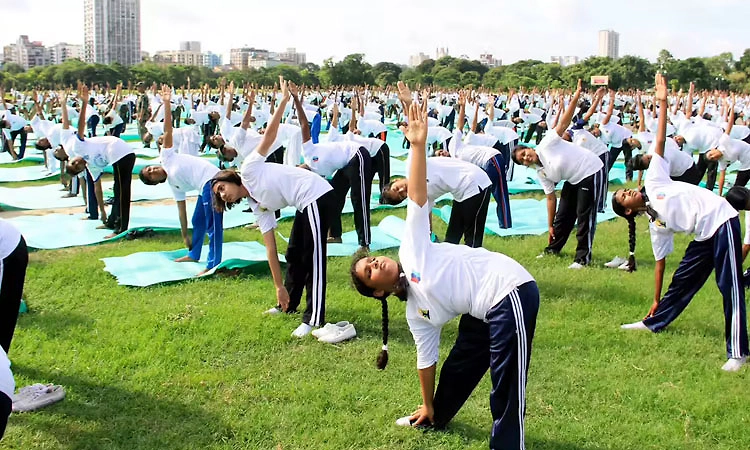 ಈ ಬಾರಿ ಕೋಲ್ಕತಾದಲ್ಲಿ ಅಂ.ರಾಷ್ಟ್ರೀಯ ಯೋಗ ದಿನದ ಪ್ರಧಾನ ಕಾರ್‍ಯಕ್ರಮ