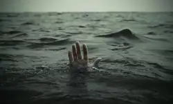 Bengaluru woman drowns as tourist boat capsizes off Veerampattinam; four rescued