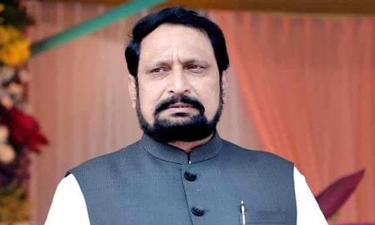 ಕೇಂದ್ರ ಸರ್ಕಾರ ಎಫ್‌ಆರ್‌ಪಿ, ಎಂಎಸ್‌ಪಿ ದರ ನಿಗದಿಪಡಿಸಿದರೆ ರೈತರ ಪ್ರತಿಭಟನೆಗೆ ತೆರೆ: ಸವದಿ