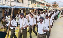 RSS; ಖರ್ಗೆ ಅಳಿಯ ಪ್ರತಿನಿಧಿಸುವ ಕ್ಷೇತ್ರ ವ್ಯಾಪ್ತಿಯಲ್ಲಿ ಯಶಸ್ವಿ ಆರ್ ಎಸ್ಎಸ್ ಪಥಸಂಚಲನ