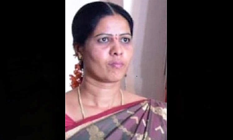 Hunsur: ಗ್ಯಾಸ್ ಸೋರಿಕೆಯಾಗಿ ಪತ್ನಿ ಸಾವು, ಐಸಿಯುನಲ್ಲಿ ಪತಿ