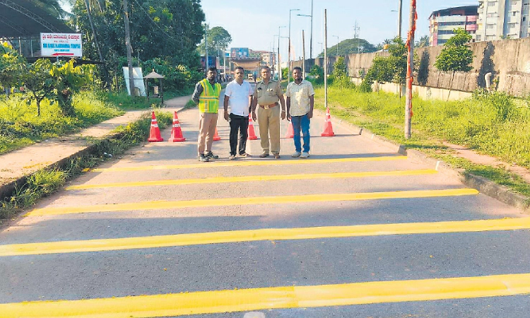 ಕಾಪು ಸರ್ವಿಸ್‌ ರಸ್ತೆಯಲ್ಲಿ ಸ್ಪೀಡ್‌ ಬ್ರೇಕರ್‌ ಅಳವಡಿಕೆ