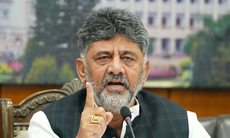 ಕಬ್ಬು ಬೆಳೆಗಾರರ ಸಮಸ್ಯೆ ಇತ್ಯರ್ಥಕ್ಕೆ ಸತತ 2 ದಿನ ಸಭೆ ನಡೆಸಿದ್ದೇನೆ: ಡಿ.ಕೆ.ಶಿವಕುಮಾರ್