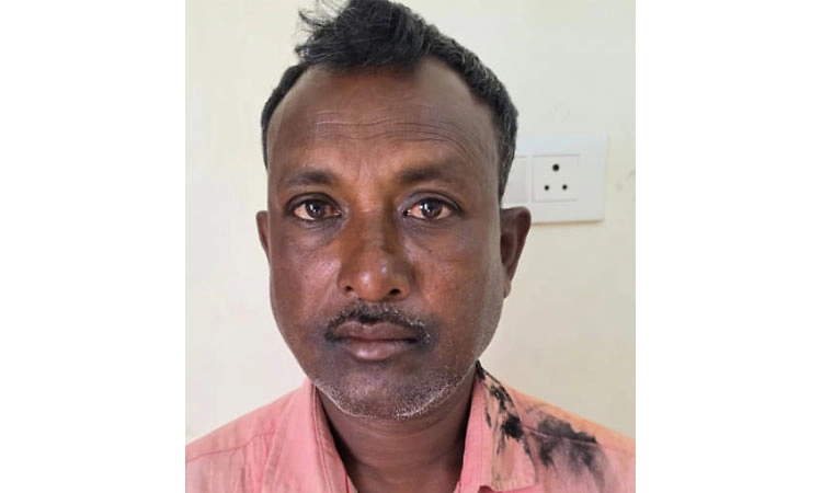 Kushtagi: ಅಕ್ರಮ ಕಳ್ಳಭಟ್ಟಿ ಸಾರಾಯಿ ಮಾರಾಟ ಮಾಡುತ್ತಿದ್ದ ವ್ಯಕ್ತಿಯ ಬಂಧನ