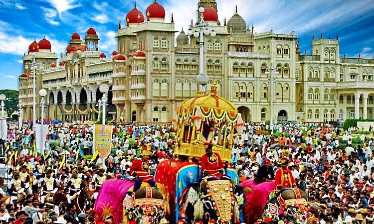 ದಸರಾ: ಕಳೆದ ಸಲಕ್ಕಿಂತ 8 ಲಕ್ಷ ಅಧಿಕ ಮಂದಿ ಮೈಸೂರು ಭೇಟಿ