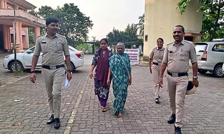 Mother–daughter duo arrested for gold theft at Dharmasthala temple