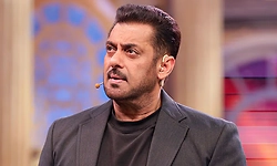 Salman Khan all ears as Bhagwat addresses RSS centenary event in Mumbai