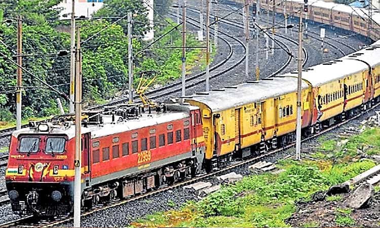 ದೆಹಲಿ, ಮುಂಬೈ ಮಾರ್ಗದಲ್ಲಿ ರೈಲು ಅಪಘಾತ ತಡೆ ವ್ಯವಸ್ಥೆ ಶೀಘ್ರ