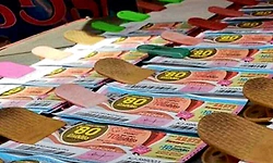 Kollegal: ಕೇರಳ ಲಾಟರಿ ಮಾರಾಟ ಮಾಡುತ್ತಿದ್ದ ಆರೋಪಿ ಸೆರೆ