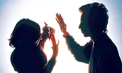 Kundapura: ಪತ್ನಿ, ಮಕ್ಕಳಿಗೆ ದೈಹಿಕ, ಮಾನಸಿಕ ಹಿಂಸೆ ; ಕೇಸು