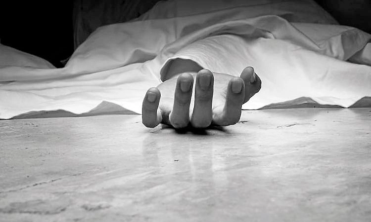 ಎಣ್ಣೆ ಮಸಾಜ್‌ ಮಾಡಿಸಲು ಬಂದಿದ್ದ ವ್ಯಕ್ತಿ ನಿಧನ  