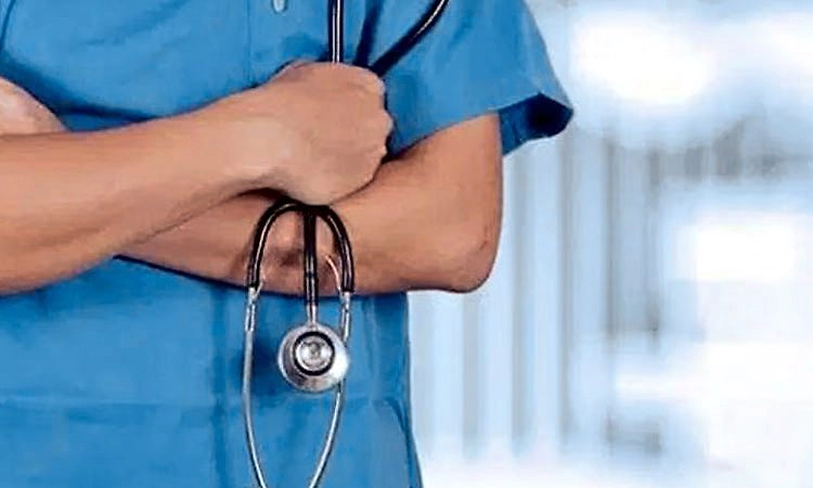 ಬೇಡಿಕೆ ಈಡೇರಿಸದಿದ್ದರೆ ಸೇವೆ ಸ್ಥಗಿತ: ಸರಕಾರಿ ವೈದ್ಯಾಧಿಕಾರಿಗಳ ಎಚ್ಚರಿಕೆ