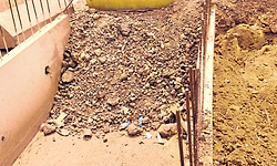 Belthangady: ಚರಂಡಿ ತುಂಬಿ ರಸ್ತೆಗೆ ಹರಿಯುವ ನೀರು