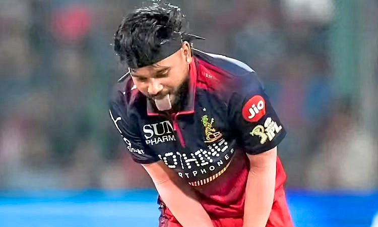 RCBvsDC: 2 ದಾಖಲೆ ಬರೆದ ಸುಯಶ್ ಶರ್ಮ