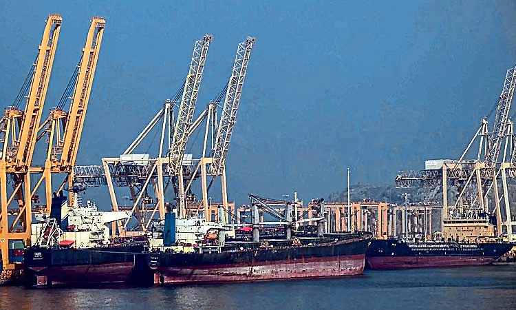 ಜಾಗತಿಕ ತೈಲ ಬಿಕ್ಕಟ್ಟಿನ ನಡುವೆಯೇ ಒಪೆಕ್‌, ಒಪೆಕ್‌+ಗೆ ಯುಎಇ ಗುಡ್‌ಬೈ!