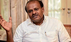 ಚಪ್ಪಲಿ ಎಸೆಯೋದು ನಮ್ಮ ಸಂಸ್ಕೃತಿಯಲ್ಲ: ಎಚ್‌.ಡಿ.ಕುಮಾರಸ್ವಾಮಿ