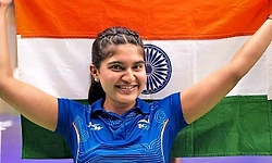 Asian Games: 25 ಮೀಟರ್ ಪಿಸ್ತೂಲ್ ರೋಚಕ ಫೈನಲ್‌ ನಲ್ಲಿ ಬೆಳ್ಳಿ ಪದಕ ಗೆದ್ದ ಇಶಾ ಸಿಂಗ್‌