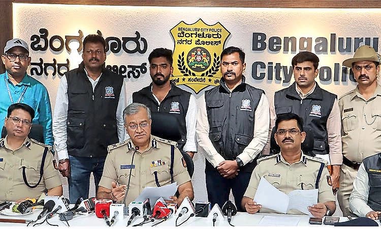 B'luru: Dubai-based hackers steal Rs 47 crore through hacked finance app