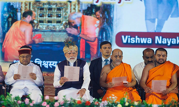 ‘Must-listen speech’: Annamalai tweets about Puttige seer’s Sanskrit message to PM Modi