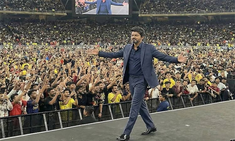 'ಕೊಟ್ಟೈ' ಸೇರಿ ಎಲ್ಲವೂ ನೀಡಿದ ಅಭಿಮಾನಿಗಳಿಗಾಗಿ ಸಿನಿಮಾ ತ್ಯಜಿಸುತ್ತಿದ್ದೇನೆ:ವಿಜಯ್