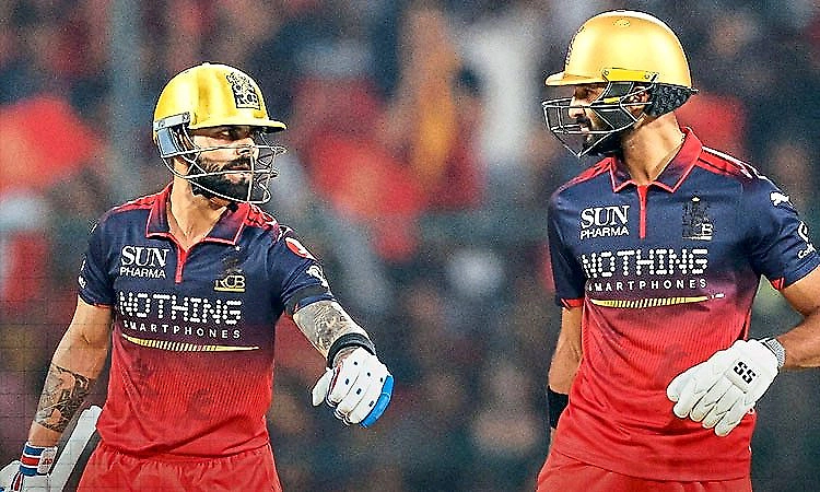 Kohli and Padikkal Power RCB to Dominant Victory Against SRH at Chinnaswamy