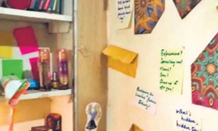 Woman employee's body found in decomposed state in Bengaluru, suicide suspected