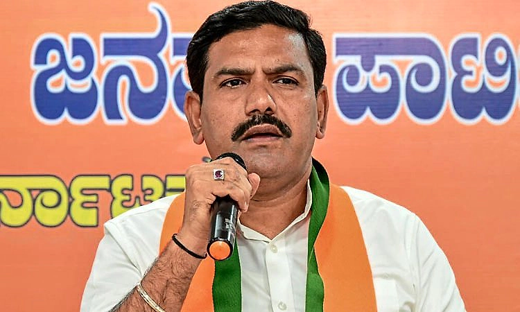 Vijayanagara: ಯಡಿಯೂರಪ್ಪರನ್ನು ಸೈಡ್ ಲೈನ್ ಮಾಡುವ ಪ್ರಶ್ನೆ ಬರಲ್ಲ…: ಬಿ.ವೈ.ವಿಜಯೇಂದ್ರ