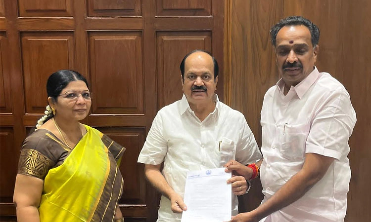 ಎಐಎಡಿಎಂಕೆಗೆ ಮತ್ತೆ ಶಾಕ್‌: ಶಾಸಕ ಸ್ಥಾನ ತೊರೆದ ಮಾಜಿ ಸಚಿವ