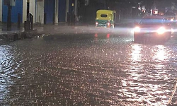 Overnight rains waterlog Bengaluru roads, disrupt morning traffic
