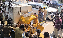 ಮಂಗಳೂರಿನ ಕರಂಗಲಪಾಡಿಯಲ್ಲಿ ಸರಣಿ ಅಪಘಾತ: ಇಬ್ಬರಿಗೆ ಗಾಯ!