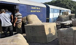 Indian Railways plans door-to-door parcel delivery service in eight cities