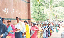 AgriGold scam: Over 600 investors gather at Udupi SP office amid refund rumours