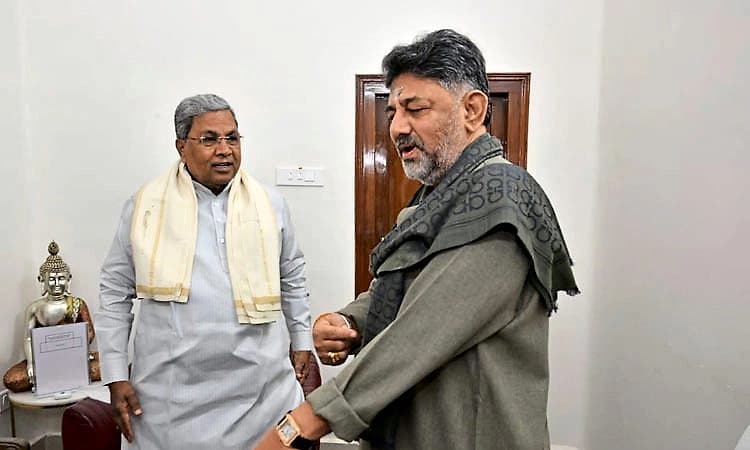 Leadership row: No issues in K'taka Cong to resolve, says DKS; CM puts ball in high command's court
