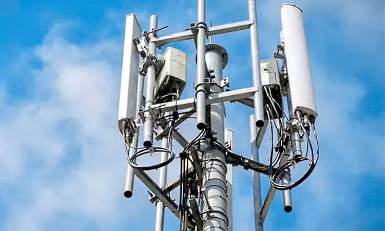 ಸರ್ಕಾರದ ಮಹತ್ವದ ಹೆಜ್ಜೆ: ಜಮ್ಮು-ಕಾಶ್ಮೀರದ ಕುಗ್ರಾಮಗಳಿಗೂ ತಲುಪಲಿದೆ 'ಡಿಜಿಟಲ್ ಭಾಗ್ಯ'