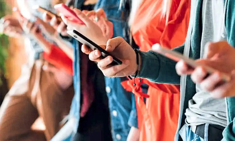 ಡಿಜಿಟಲ್‌ ವ್ಯಸನ ಮುಕ್ತಿಗೆ ಆರ್ಥಿಕ ಸಮೀಕ್ಷೆ ಸಲಹೆ