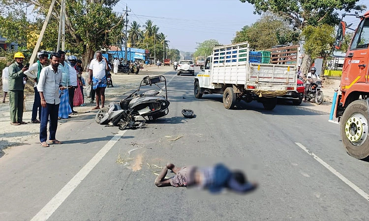 Gundlupete: ಅಂಗವಿಕಲನ ಬೈಕ್ ಗೆ ಅಪರಿಚಿತ ಟ್ರಾಕ್ಟರ್‌ ಡಿಕ್ಕಿ: ಸಾವು