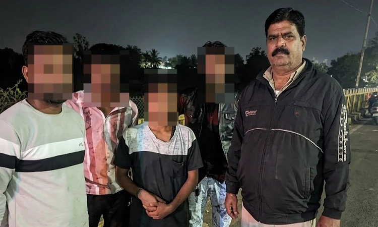 ಪೋಷಕರ ಭೇದಕ್ಕೆ ಬೇಸತ್ತು ತುಂಗಾ ನದಿಗೆ ಬೀಳಲು ಹೋದ ಬಾಲಕನ ರಕ್ಷಣೆ