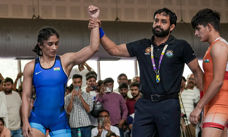 Vinesh struggles with endurance but reaches semis at Asian Games trials