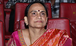 ನಿವೇಶನ ವಿವಾದ : ಹಾಸನ ಎಸ್ಪಿಗೆ ಮತ್ತೆ ದೂರು ಸಲ್ಲಿಸಿದ ಯಶ್ ತಾಯಿ