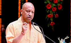 ರಾಮ ಭಕ್ತರ ಮೇಲೆ ಗುಂಡು ಹಾರಿಸಿದವರಿಂದ ಈಗ ರಾಮ ಭಕ್ತಿ ಬಗ್ಗೆ ಉಪದೇಶ: ಸಿಎಂ ಯೋಗಿ