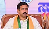3 ಈಡಿಯಟ್ಸ್‌ರಂತೆ ರಾಹುಲ್‌ ಮನೆ ಮುಂದಿರುವ ನಾಯಕರು: ಬಿವೈವಿ