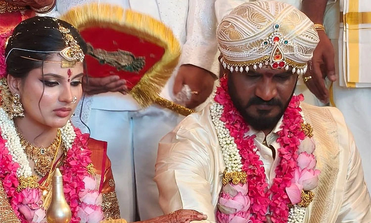 ಪಾವನಾರೊಂದಿಗೆ ಹೊಸ ಬಾಳಿಗೆ ಕಾಲಿಟ್ಟ ನಟ ಚಿಕ್ಕಣ್ಣ 