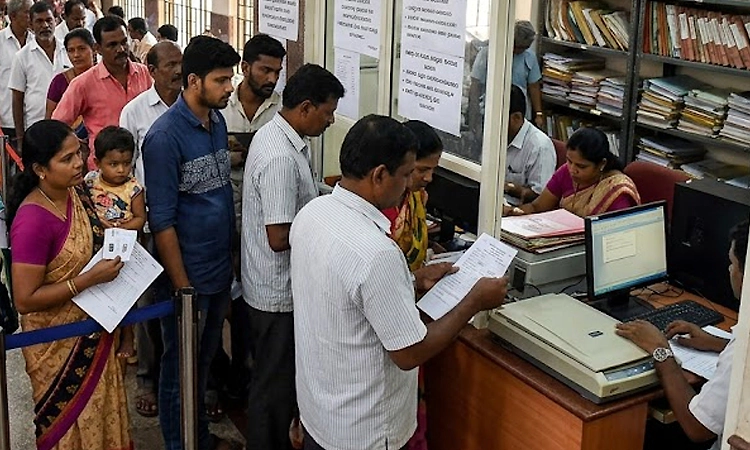 ಜಾತಿ, ಆದಾಯ ಪ್ರಮಾಣ ಪತ್ರಕ್ಕೆ ಪರದಾಟ