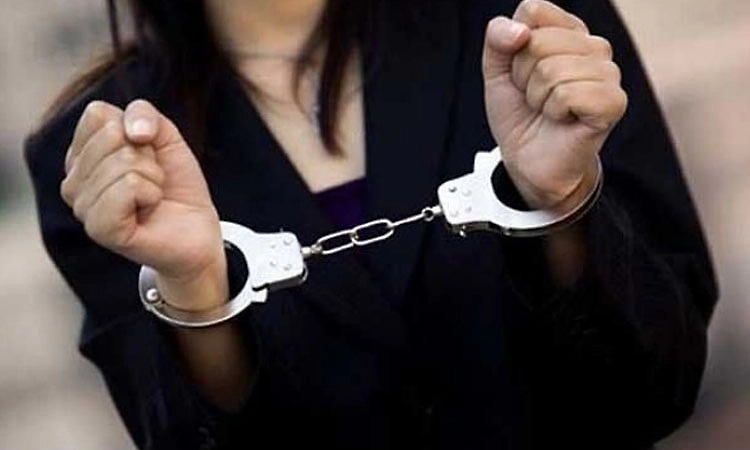 Fraud allegation: Fake woman PSI arrested by police