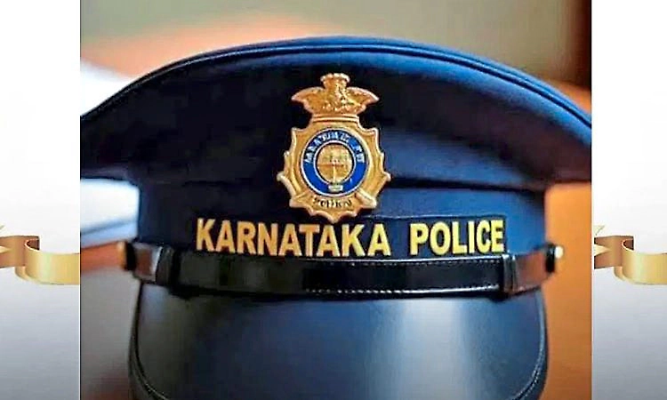 Police force set to replace vintage slouch hats with new peak caps