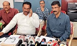 Hubballi: KMCRI ಆಸ್ಪತ್ರೆ ಮೇಲೆ ಲೋಕಾಯುಕ್ತ ಅಧಿಕಾರಿಗಳ ದಾಳಿ... ದಾಖಲೆ ಪರಿಶೀಲನೆ