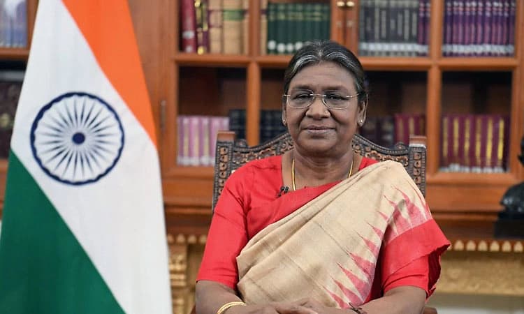 ಮದ್ರಾಸ್‌ ವಿಶ್ವವಿದ್ಯಾಲಯ ತಿದ್ದುಪಡಿ ಮಸೂದೆ ರಾಜ್ಯ ಸರಕಾರಕ್ಕೆ ಹಿಂದಿರುಗಿಸಿದ ರಾಷ್ಟ್ರಪತಿ!