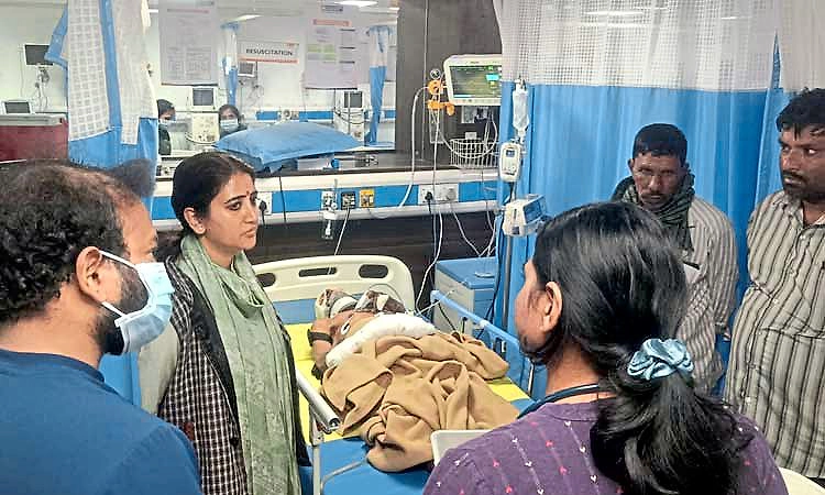 Bidar: ಮೊಳಕೇರಾ ಗ್ರಾಮದಲ್ಲಿ ನಿಗೂಢ ಸ್ಪೋಟ... ಇಬ್ಬರ ಸ್ಥಿತಿ ಗಂಭೀರ