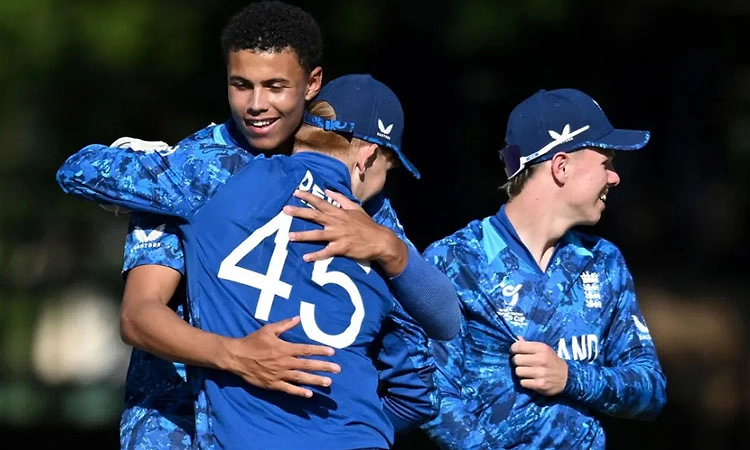 ಅಂಡರ್‌-19 ಏಕದಿನ ವಿಶ್ವಕಪ್‌: ಅಫ್ಘಾನಿಸ್ತಾನ, ಇಂಗ್ಲೆಂಡ್‌ ಸೆಮಿಫೈನಲ್‌ಗೆ